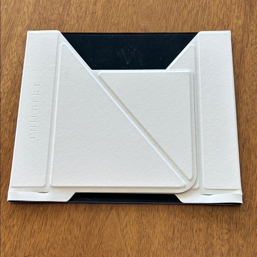 Philbert Tablet Accessory - Picture 2 of 5